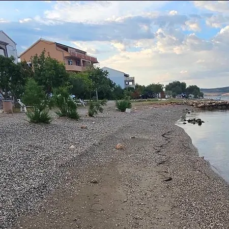 Nyaraló M Seline